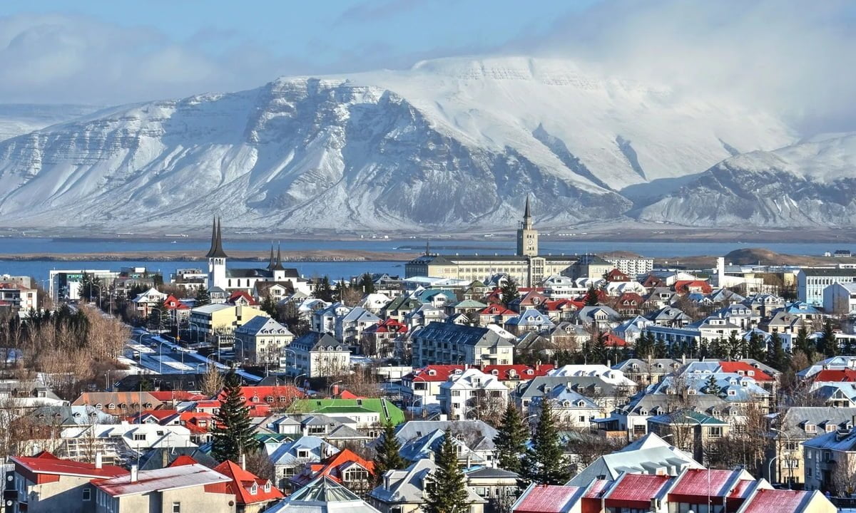 Safest Country Iceland