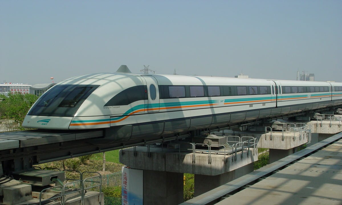 Shanghai Train