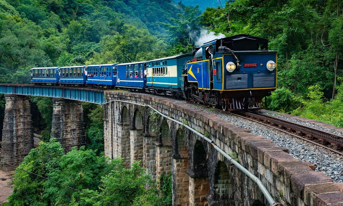 Nilgiri-Mountain-Railway