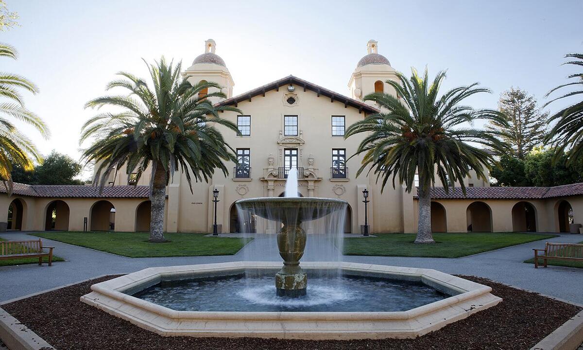 Stanford University (USA)